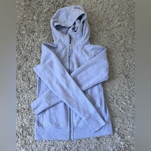 Lululemon scuba size6